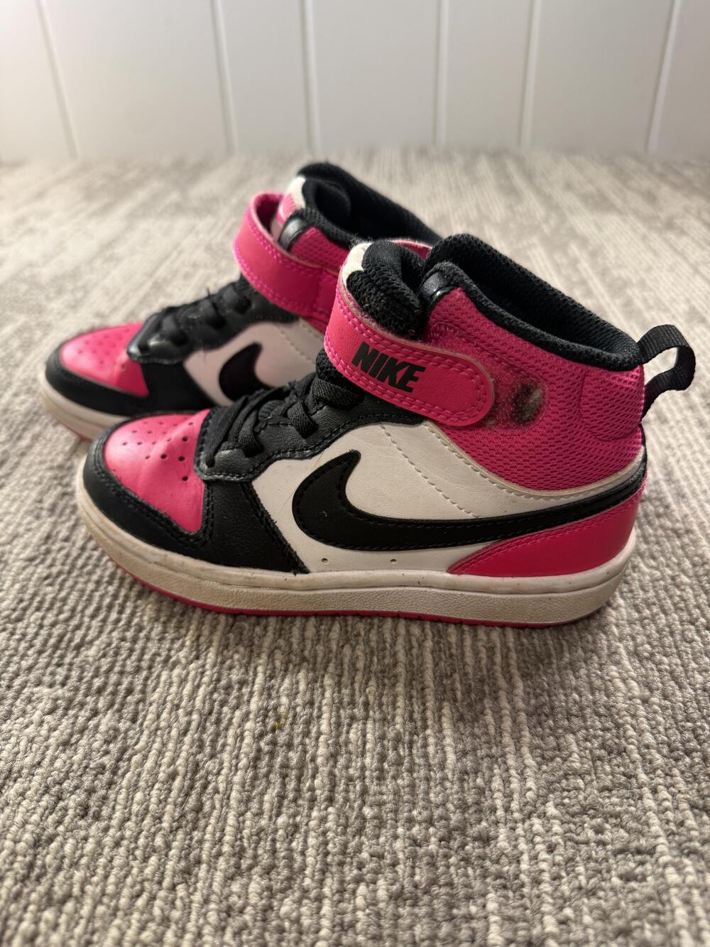 Nike Shoes Kids Size 10.5C Pink Black White High Top Strap Sneakers HV0935-100